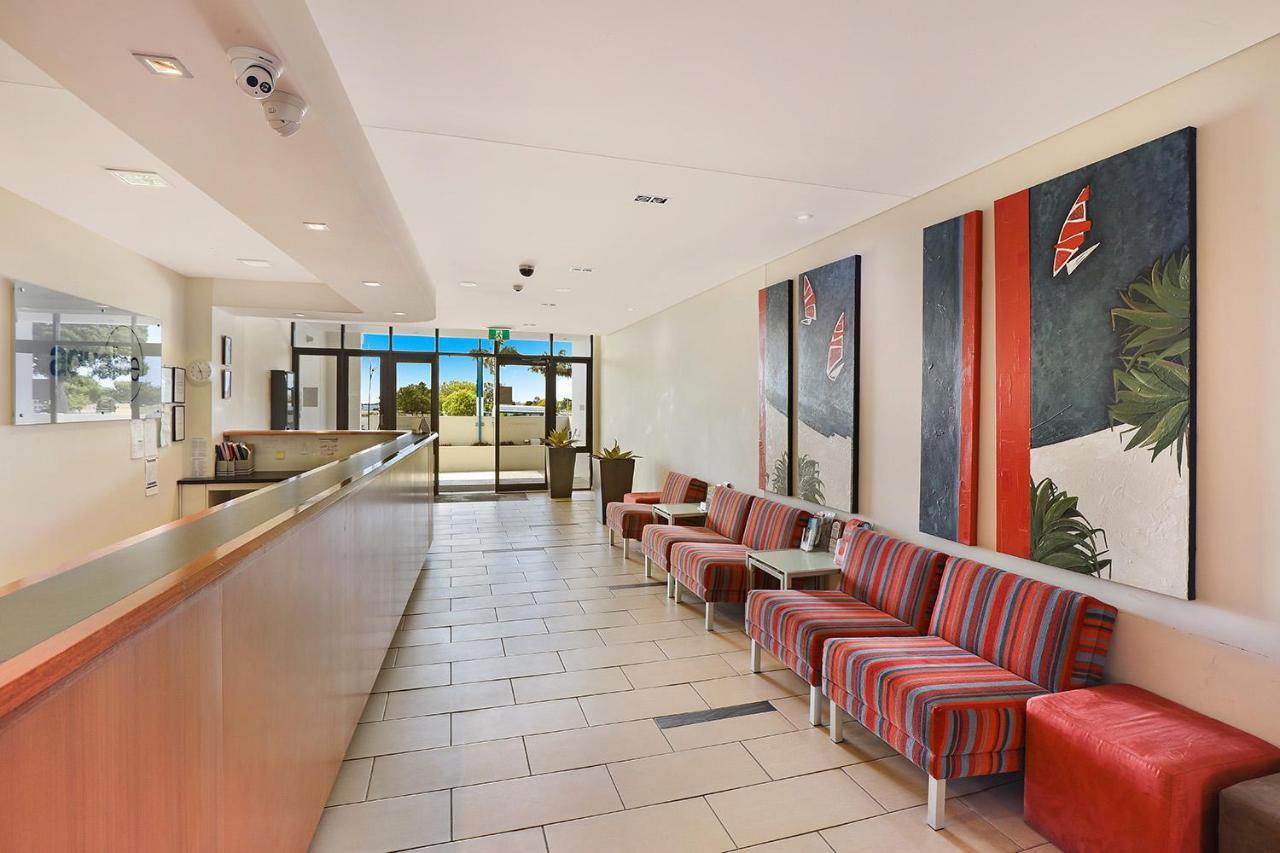 Aqualine Apartments On The Broadwater Gold Coast Kültér fotó