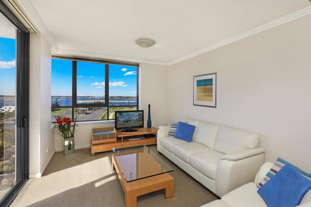Aqualine Apartments On The Broadwater Gold Coast Kültér fotó